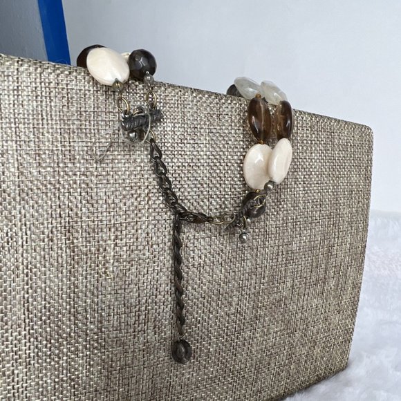 Vintage Fashion Jewelry Necklace Beaded Layered Brown White - Picture 8 of 13